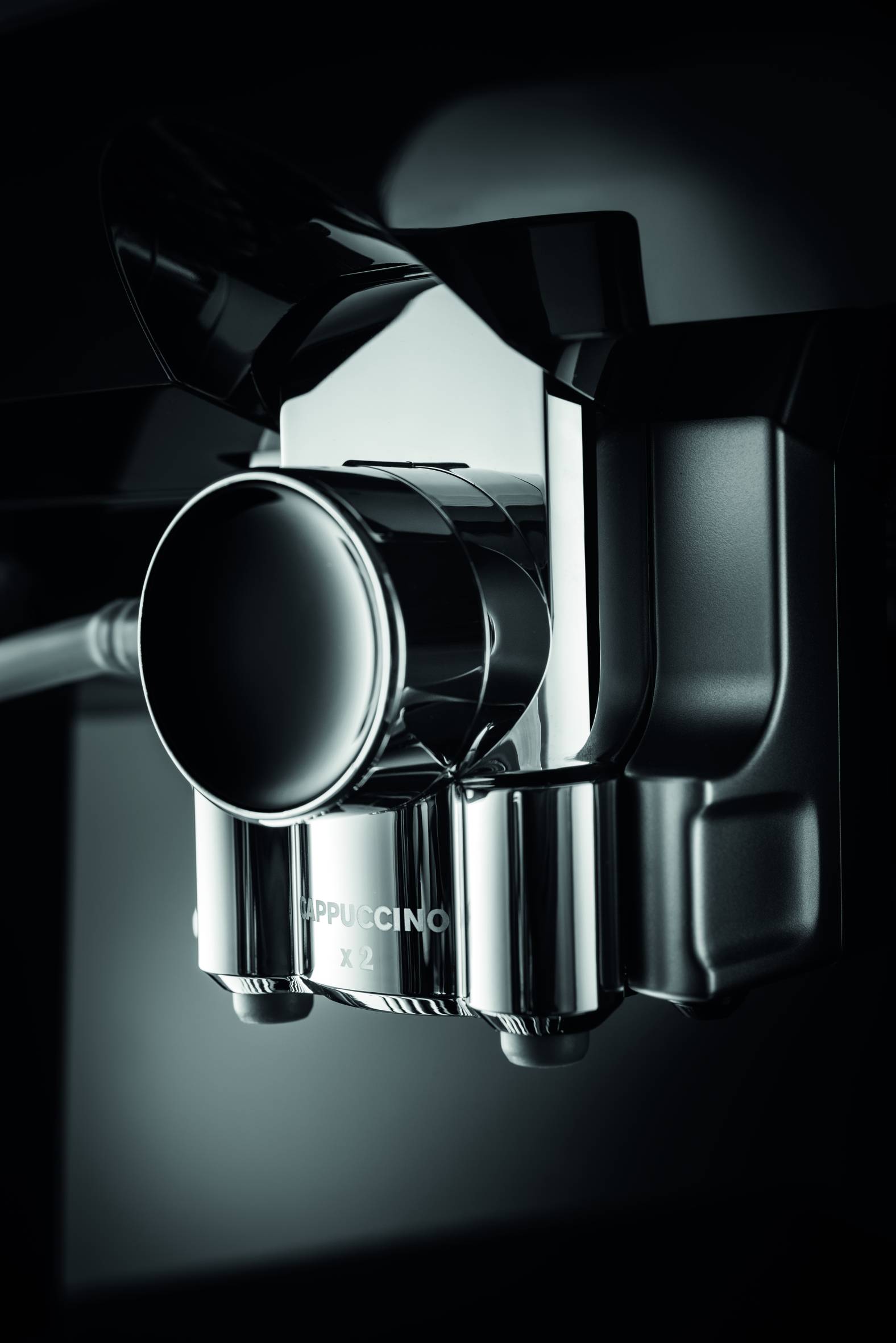 Espresso Master - 2-in-1 Touch Cappuccino EA88 Series