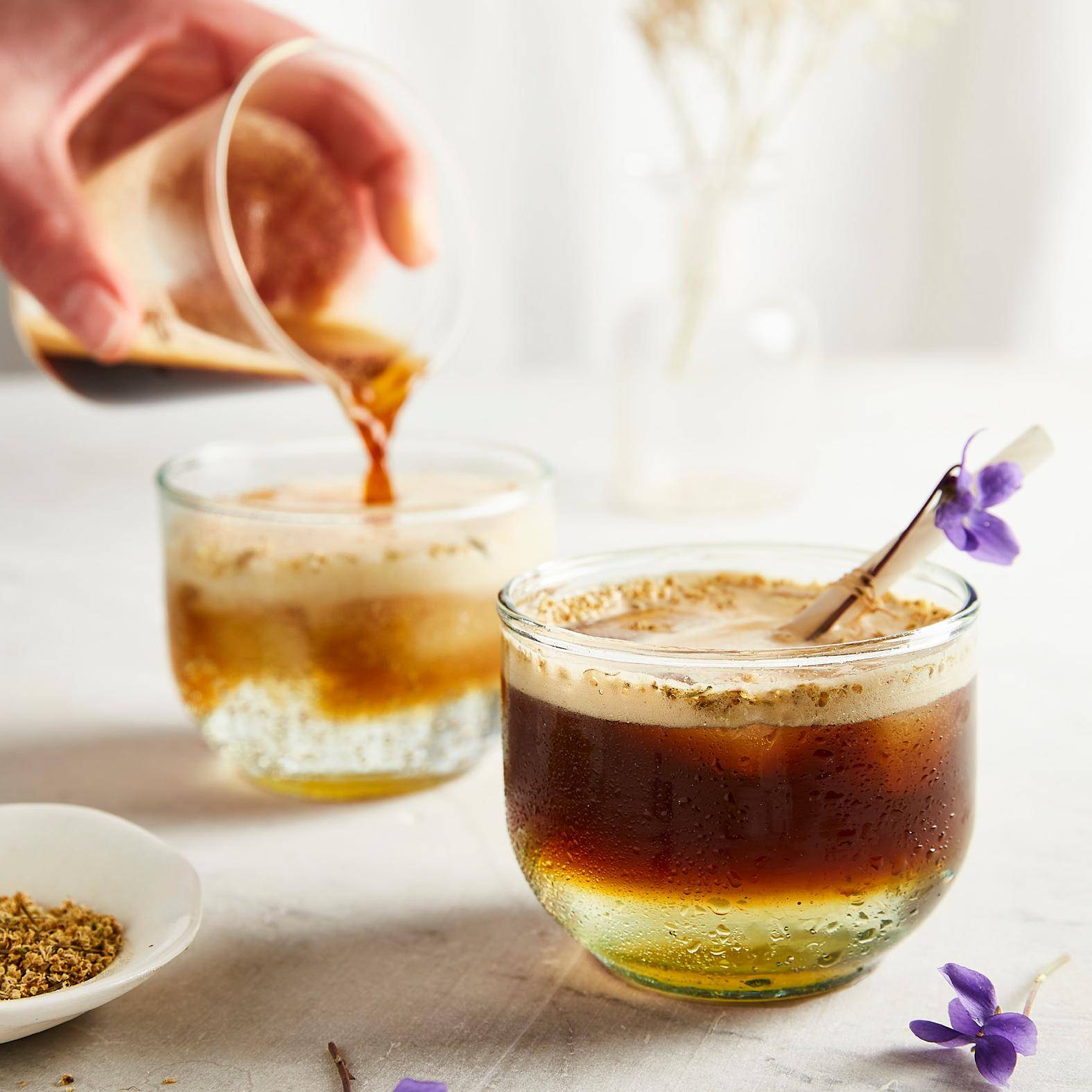 Tonic-koffie met vlierbloesem - Recepten Latte Intense | Krups